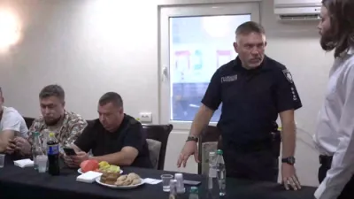 אוקראינישע רעגירונגס באאמטע אין א ספעציעלע זיצונג מיט רבני ומשפיעי ברסלב און יו"ר 'איחוד ברסלב' לקראת דעם גרויסן 'קיבוץ' אין אומאן
