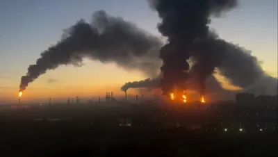 אומפרעצעדענטליכע אטאקע: הונדערטער דראונס האבן באטראפן די רוסישע הויפטשטאט