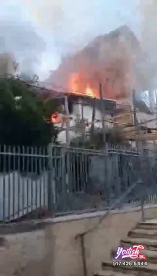 אפדעיט: ליידער קומט אן שוידערליכע נייעס פון ירושלים אז ביים פייער ביי א שוהל אויף די שערי פינה גאס אין די בית ישראל געגנט זענען 10 ספרי תורה רח"ל פארברענט געווארן- האלט דא אלעס מיט 