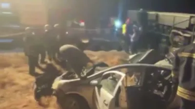 זיבן אומגעקומענע אין א טראגישן באס עקסידענט אין דרום-מזרח טערקיי
