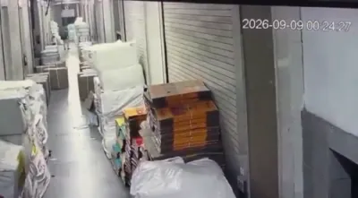 צוליב 120 דאלאר: געוועזענער אקאונטענט ארעסטירט פארן אונטערצינדן 2.7 מיליאן דאלאר אין טעקסטיל סחורה אין אינדיע