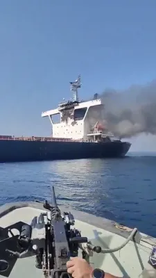 אטאקע ביים הארמוז קאסט דאס לעבן פון א מאטראס: IRGC אטאקירט אן אינדיאנער קעריער און לאזט די שיף אין פלאמען
