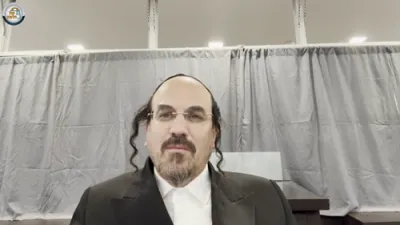 א הערליכע מעשה "פון הצדיק רבי אשר פריינד זצ"ל" - דורך הרב אליהו שווארץ ביים שיעור עמוד היומי 'דרשו' מסכת יומא דף ע"ב