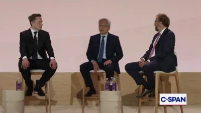 פיר זיילן פון מאכט: הואנג לייגט אראפ אמעריקע'ס בלו-פרינט צו געווינען דעם עי-איי פארמעסט