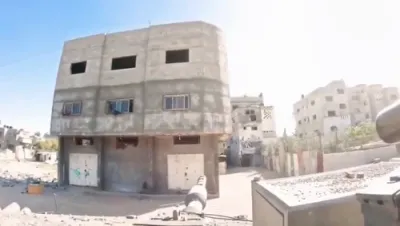 ווידעא צייגט א טאנק אטאקע ווי א חאמאס טעראריסט ווערט עלימינירט אינמיטן א שלאכט