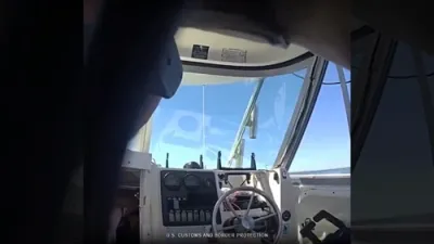 לאנג ביטש פאליציי שטעלט אפ א שמוגלער שיף מיט 14 מענטשן דערויף