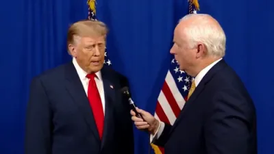 אלס אן עקזעמפאל: טראמפ פארטיידיגט דאס לייוו-סטרימען די עקזעקיושן אין פארט הוד