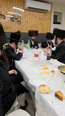 מלוה מלכה אין ר' ישעי'לעס קאך מיט ראש קהילת המתמידים