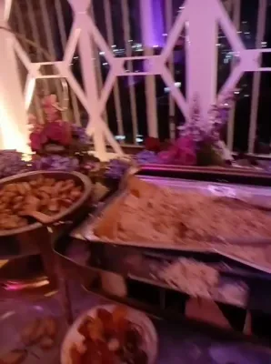 הערליכע סוכות אין ירושלים צוזאמען מיט שמחת בית השואבה אהערגעשטעלט און אראנדשירד פון א' ביז ת' דורך דו בארימטע פלען א העד פירמע