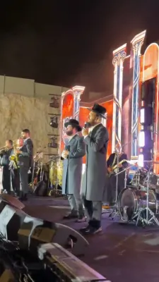 מעמד הנחת אבן הפינה פאר ישיבת עמודי התורה פון הגאון ר' משה שטערנבוך שליט"א