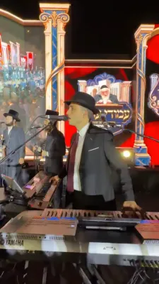 מעמד הנחת אבן הפינה פאר ישיבת עמודי התורה פון הגאון ר' משה שטערנבוך שליט"א