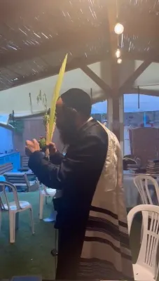 ימי חג הסוכות ביי הגה"צ המשפיע ר' ישראל מאוזעס שליט"'א