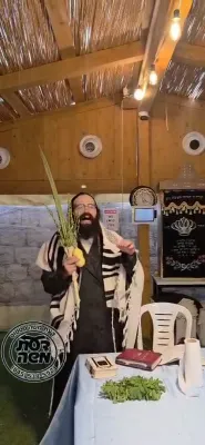 ימי חג הסוכות ביי הגה"צ המשפיע ר' ישראל מאוזעס שליט"'א