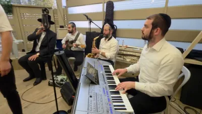  נשמת - צביקי רובין | שרוליק קלצקין | אברימי ושרולי קלצקין