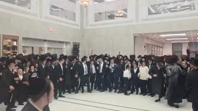 שמחת בית השואבה ביי כ"ק אדמו"ר מספינקא מאנסי שליט"א