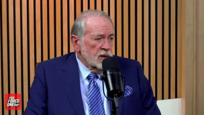 האקאבי'ס שארפע ווארענונג קעגן איראן: אמבאסאדאר זאגט אז טעהראן וויל אומברענגען יעדן וואס ווארפט אפ די שיאטישע געזעצן