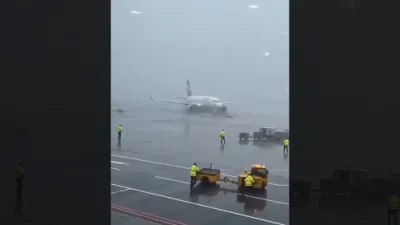 כאאס ביים איסטאנבול לופטפעלד: דיקע נעפל און פארפלייצונגען שטעלן אפ פלייטס נאך שווערע שטורעמס