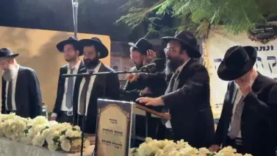 לקדש שם שמים: הונדערטער בחורים ביי מיליטערישן תפיסה אין שטיצע פאר ארעסטירטן בחור
