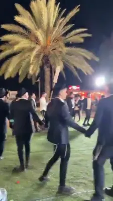 לקדש שם שמים: הונדערטער בחורים ביי מיליטערישן תפיסה אין שטיצע פאר ארעסטירטן בחור