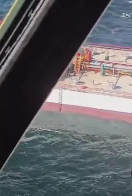 כאאס נאך דראון אטאקע: צוויי דראונס האבן אטאקירט א כעמיקאלע טאנקער שיף אין די רומענישע וואסערן