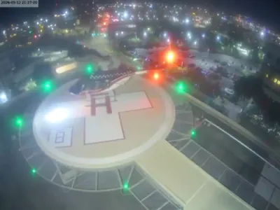 אויפגעכאפט אויף ווידיאו: א מעדיקעל העליקאפטער פארט צוריקצווועגס און קראכט אריין אין א שטאנג ביי די בעילאר העליפארט