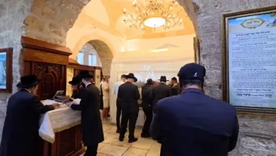 טויזנטער ערווארטעט ביים קבר רחל צום יארצייט פון רחל אמנו ווי ספעציעלע אראנזשירונגען טרעטן אריין אין קראפט