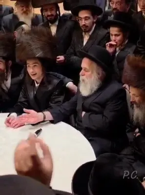 א געמישאכטס פון זיסע קליפס פארן טאג 