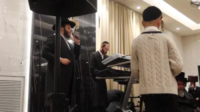 א חתונה מיט מיכל גרובער און שראלי אלטמאן