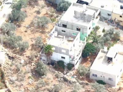 צה"ל באטאליאן 8208 האט חרוב געמאכט צוויי הייזער פון טעראר פארדעכטיגטע נעבן שכם