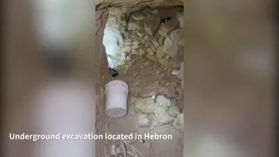 אויפדעקונג אין חברון: צה"ל טרעפט א 15 מעטער טיפע טונעל נעבן די הויז פון א טעראריסט וואס איז געווען פארמישט אין א טויטליכע אטאקע אויף סאלדאטן