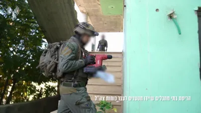 יהלום איינהייט רוקט זיך אריין: צה"ל דעמאלירט צוויי הייזער אין די מערב ברעג פארבונדן מיט אטאקעס