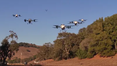 רעוואלוציע אין פייערלעשן: קאליפארניע שטעלט ארויס 5 אטאמאטישע דראונס צו באקעמפן וואלד פייערן בעפאר זיי פארשפרייטן זיך