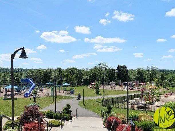 אלבאני - די ניו יארק סטעיט דארמעטארי אויטעריטעט וו