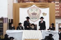 🌴בצל הקודש🌴 
רבינו שליט"א ביים מסיבת לחיים היינט נ