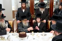 🌴בצל הקודש🌴
רבינו שליט"א ביים שמחת הווארט פון נכדו