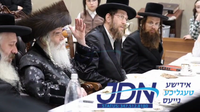 האדמו"ר מקרעטשניף י"ם ביים טיש לרגל פסח שני.