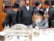 🌴בצל הקודש🌴 
ת"ת בית אברהם פון לעיקוואד בקודש פנימ