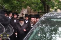 כ"ק רבינו הגה"ק שליט"א ביי תפילת מנחה שבעה עשר בתמ