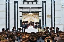 🌴בצל הקודש🌴 
רבינו שליט"א ביים שלחן הטהור ליל הושע