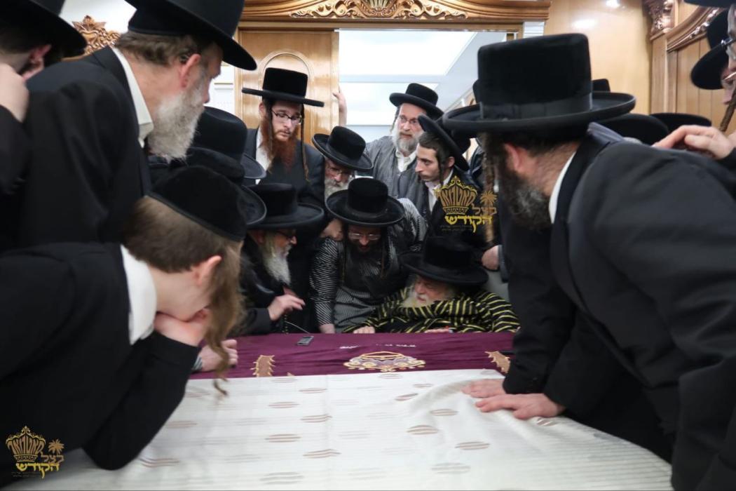 ירושלים - האדמו"ר מסאטמאר האט היינט באזוכט ביי האד