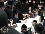 ערשטע בילדער כ''ק רבינו הגה''ק שליט''א ביים מסיבת 