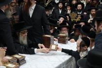 🌴בצל הקודש 🌴
רבינו שליט"א ביים מסיבת לחיים נאך תפי