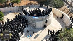 כ''ק רבינו הגה''ק שליט"א ביי הר הצופים מול מקום המ