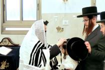 🌴בצל הקודש 🌴
רבינו שליט"א ביי תפילת שחרית אינאיינע