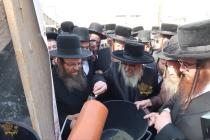 🌴בצל הקודש 🌴
רבינו שליט"א ביי יציקות הבורות ומסיבת