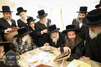 הנהלת כולל חיבת ירושלים בקו''פ אצל כ''ק רבינו הגה'