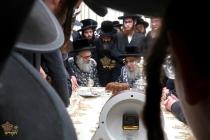 🌴בצל הקודש🌴
רבינו שליט"א אויף א באזוך ביי ש"ב האדמ