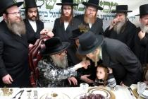 🌴בצל הקודש🌴
רבינו שליט"א ביים יציקת היסודות פאר די