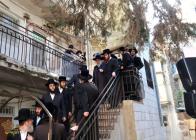 🌴בצל הקודש 🌴
רבינו שליט"א אויף א באזוך ביי כ"ק אדמ