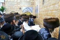 🌴בצל הקודש🌴
רבינו שליט"א ביי תפילת מעריב נאך שלו''